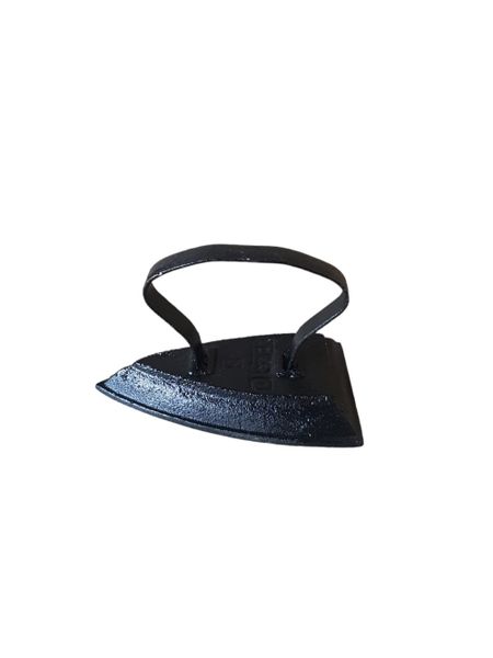 Sad Iron Black NO 5