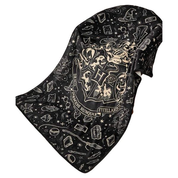 Harry Potter Hogwarts Crest Sofa Blanket - Soft Coral Fleece Throw