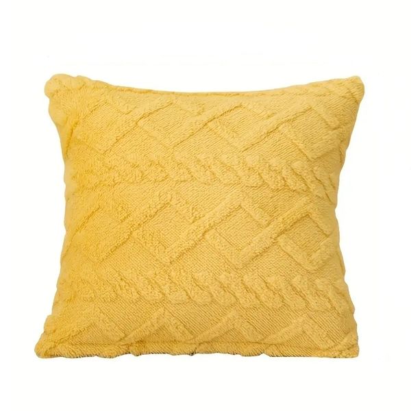 2 Piece Super Soft Velvet Decorative Throw Pillow Covers 43 x 43cm -Yellow
