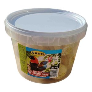 Daro Suet Snack Balls 25 Piece (Bucket)