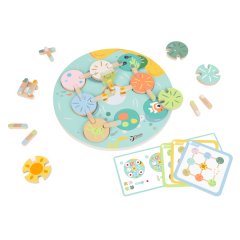 Classic World - Lotus Leaf Game - Colour &amp; Shape Matching Toy - 31 Pieces