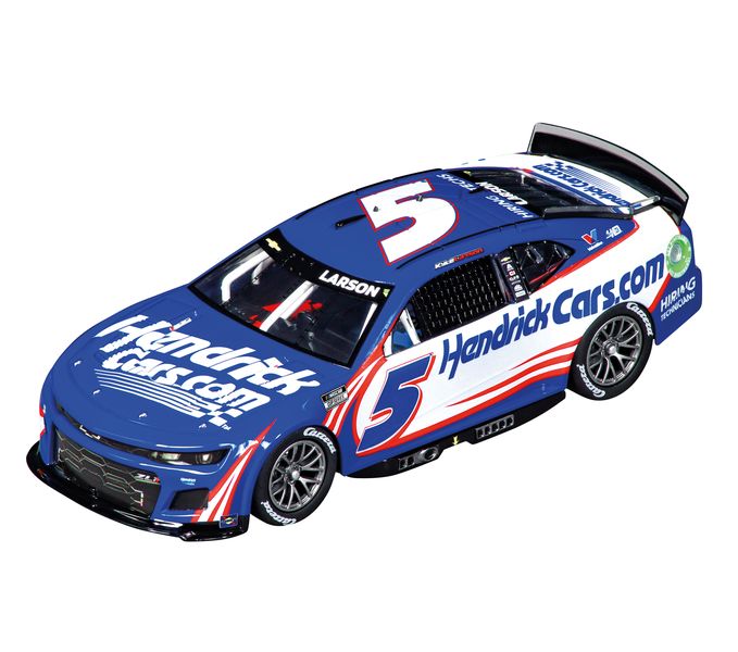 Carrera EVOLUTION 1/32 NASCAR Camaro NextGen ZL1 Kyle Larson #5 - Slot car