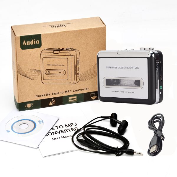 Portable cassette player capable of converting tapes to CD or MP3