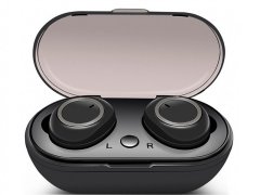Tech Geeks Bluetooth Wireless Earphones/Earbuds with Charging Case