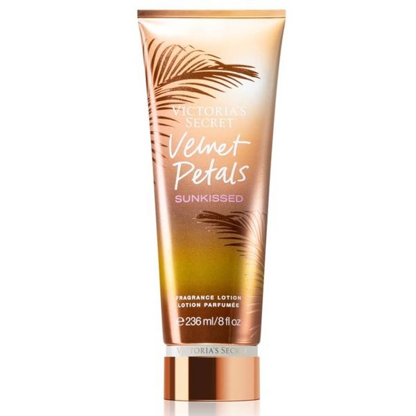 Victoria's Secret Velvet Petals Sunkissed Lotion - 236ml (Parallel Import)