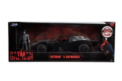 Jada Batman 2022 Batmobile 1:18 with Figure