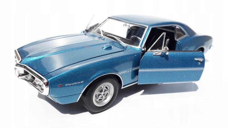 Welly -1967 Pontiac Firebird - 1/24th