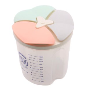 1500ml - 3- Compartment Cereal Container With Lid / Food Storage Container