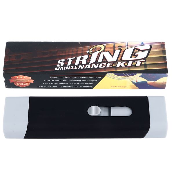 Plastic guitar string rust cleaner