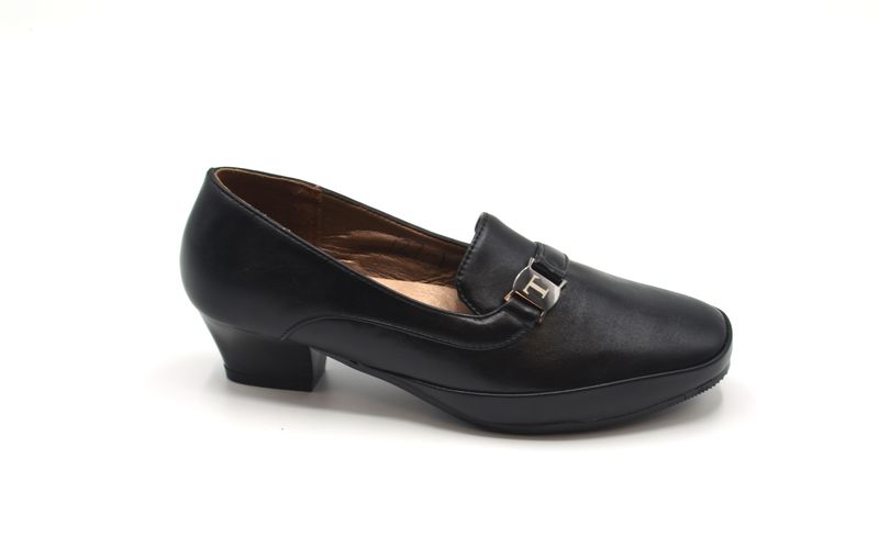 TTP Ladies Low Heel Court Shoe