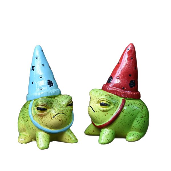 2 Pack Frog Garden Statues, Resin Cute Witch Hat Frog Figurines for Yard