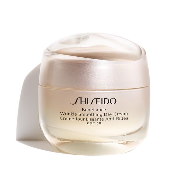 Shiseido Benefiance Wrinkle Smoothing Day Cream SPF25