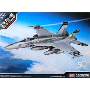 Academy 12565 1/72 F/A-18E Chippy Ho