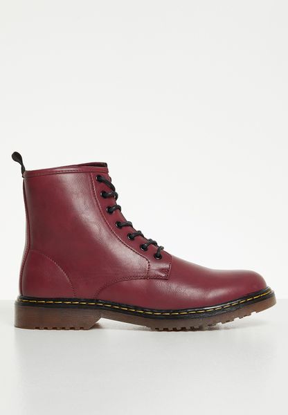 Micheal Lace-Up Boot
