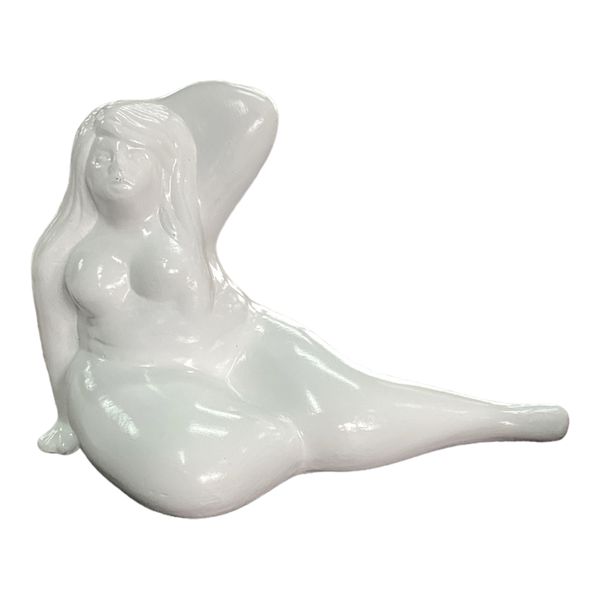 Decor Ornament AC Curvy Lady Leg To Side - 17 x 20cm