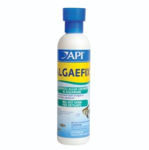 API AlgaeFix Controls Algae Growth in Freshwater Aquariums 237ml