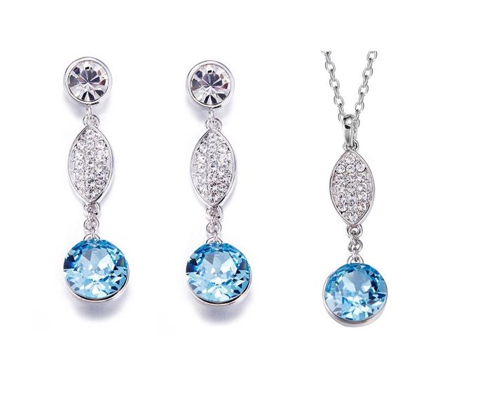 CDE Layla Necklace &amp; Earring Set with Swarovski Crystals - Silver