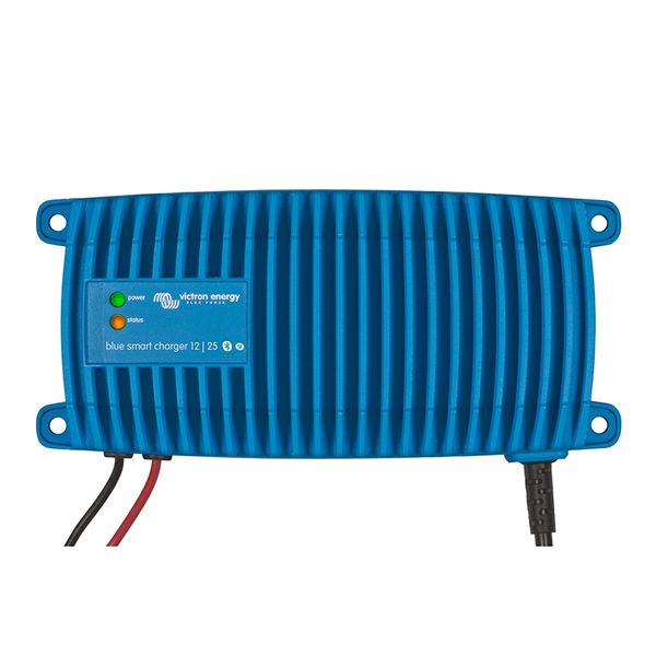 Victron IP67 Battery 12/25 (1) 230V CEE 7/7