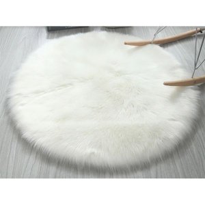 Round Faux Fur Rug (100cm x 100cm)