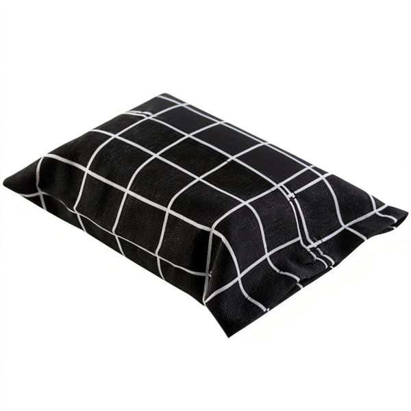 Cotton and Linen Fabric Tissue Box with a Checkered Pattern