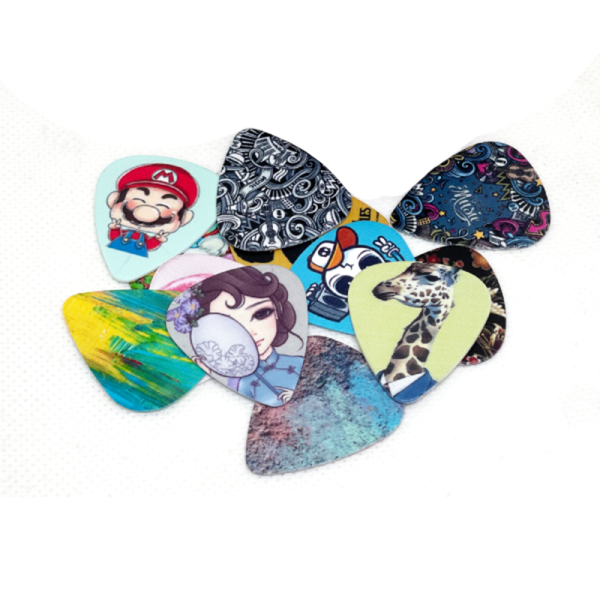 Guitar Picks Pack of 6 Assorted Thickness Guitar Plectrums For Guitarists