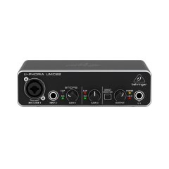 Behringer U-Phoria UMC22 Audio Interface