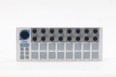 Arturia BeatStep