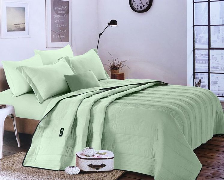 4 Piece Light Green Quilt King Size Pre-washed Bedspread Set - King Size