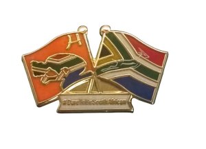Wonder Towel Set of South Africa Pray and Springbok friendship Lapel Pins
