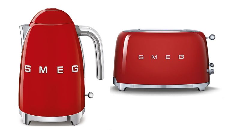Smeg KLF03RDSA Retro 1.7 L Kettle + TSF01RDSA Retro 2 Slice Toaster - Red