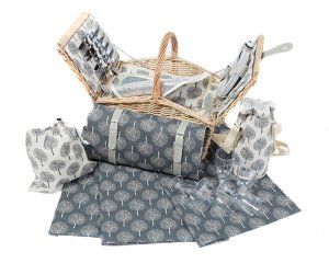 Yuppie Gift Baskets Fairytale Picnic Basket with Accessory Set