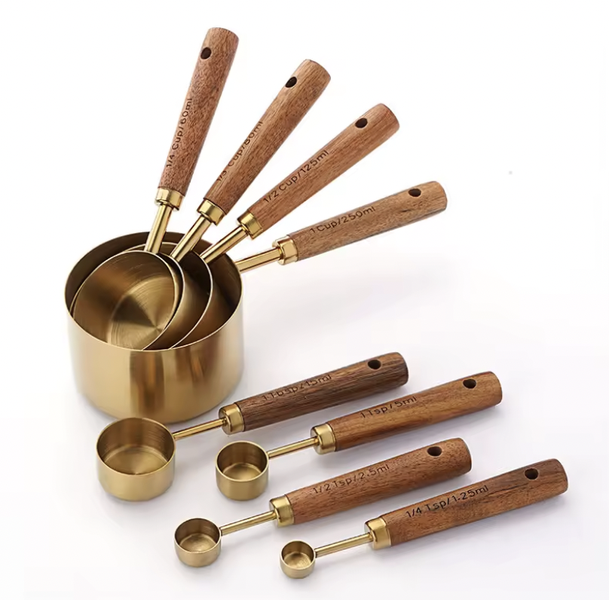 Gold Measuring Cups and Measuring Spoon 8 -in- 1