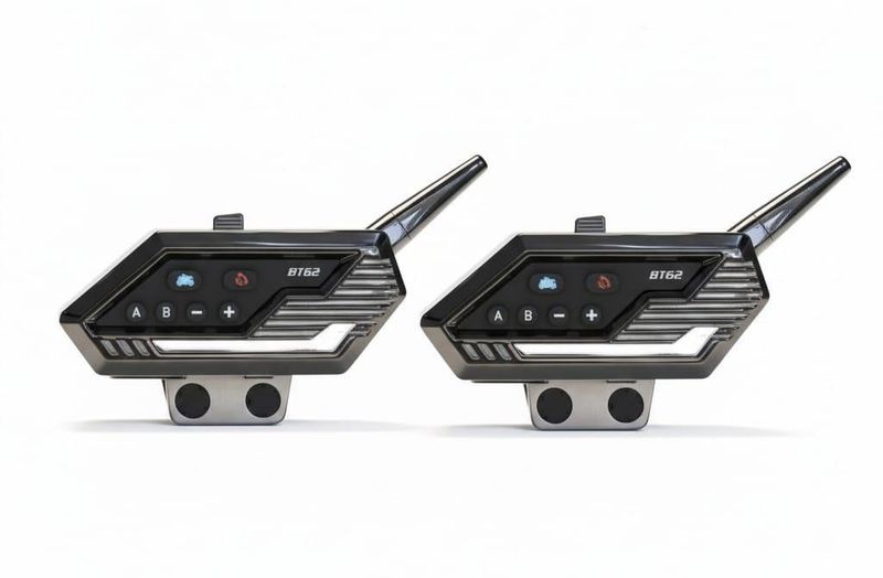 2Pieces Motorcycle Helmet Bluetooth Intercom Headset BT26