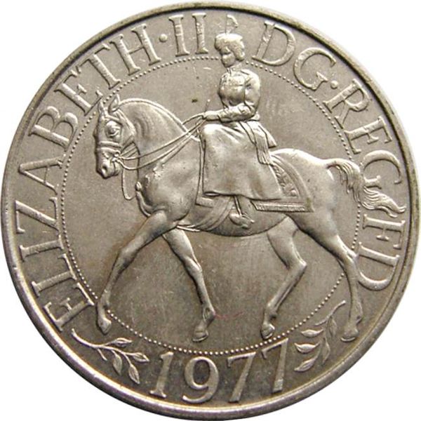 1977 British Crown Coin Queen Elizabeth II Silver Jubilee
