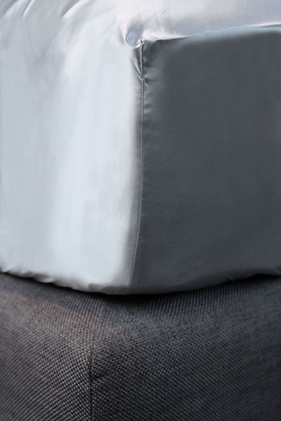 Cocoon Bedding 100% Pure Mulberry Silk Fitted Sheet - Luxurious Indulgence