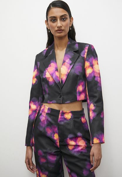 Cropped Blazer