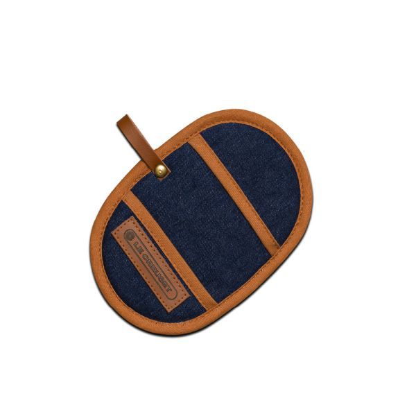 Le Creuset Fingertip Potholder Set of Two