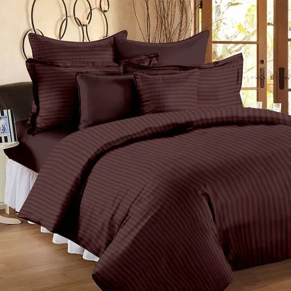 Relax Collection microfibre duvet cover 3 piece set - Chocolate