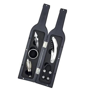 Wine Lovers Bottle Accessory Gift Set