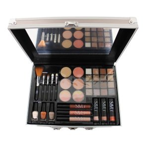 Cosmetic Set in Case