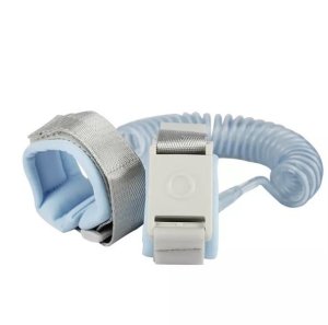 Children magnetic lockable safety wrist band / harness with wires