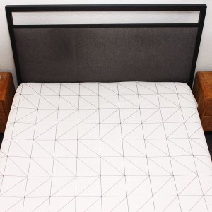 Humble Saffa - 100% Cotton Fitted Sheet - White Geometric