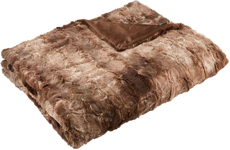 Wonder Towel Luxury Outdoor Blanket Throw Sherpa Faux Fur Earth Brown