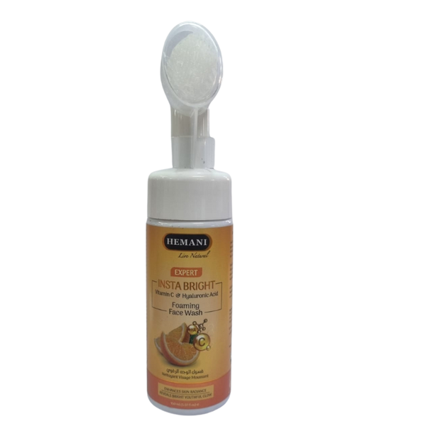 Vitamin C &amp; Hyaluronic Acid Face Wash 150ml -Hemani