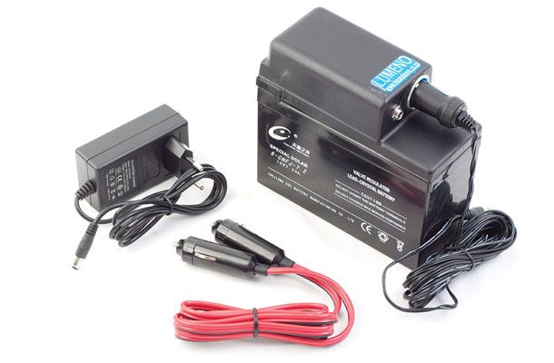 Lumeno - Battery Buddy - 12 And 220 Volt - Black