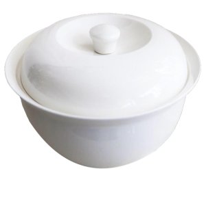 LMA 1.8 Litre Fine Bone Casserole Dish with Lid - Pure White Finish