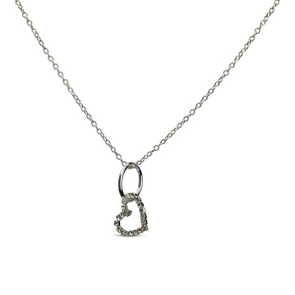 Necklace - Circle &amp; Heart Pendants - Chain - Silver Colour