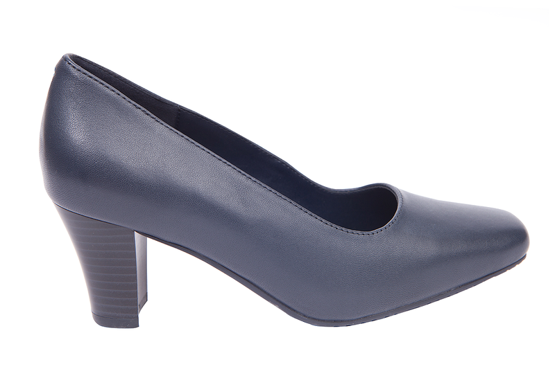 Green Cross Women's Classic Block Heel Court Shoe