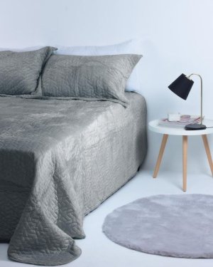 George &amp; Mason - 240 x 260cm Micro Plush Quilt