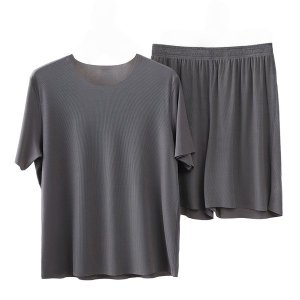 Seamless Ice Silk Men's Pajamas